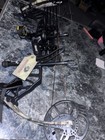Bear Radian Right Hand 70lb Compound Hunting Bow Camo/Black w/ Sight Kit — photo 2