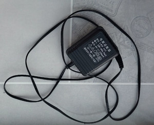 RP-241 9V 200mA Netzteiladapter Ladegerät Für Monitor Routers Camera