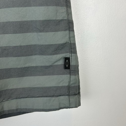 Oakley Shorts Mens 30" Chino Golf Cotton Blend 10” Reversible Gray Stripe Read - Picture 10 of 17