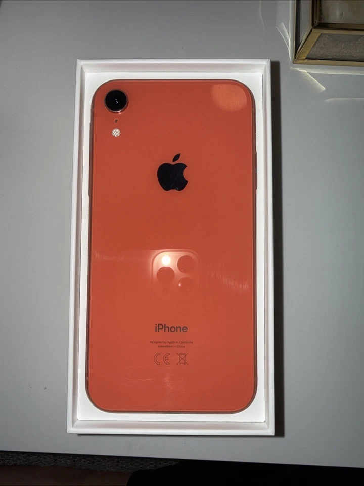 Apple iPhone XR 64GB Coral - Bild 3 von 4