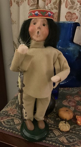 BYER'S CHOICE Thanksgiving NATIVE AMERICAN Indian BOY 1999 Great For Display - Picture 5 of 9