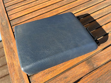 BMW 5er E39 dunkelblau Armlehne