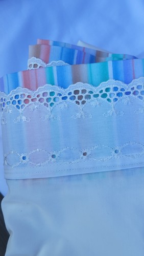 VINTAGE INSPIRED SET OF 2 Handmade Pillowcases. 21x34" Beautiful lace edging - Picture 2 of 6