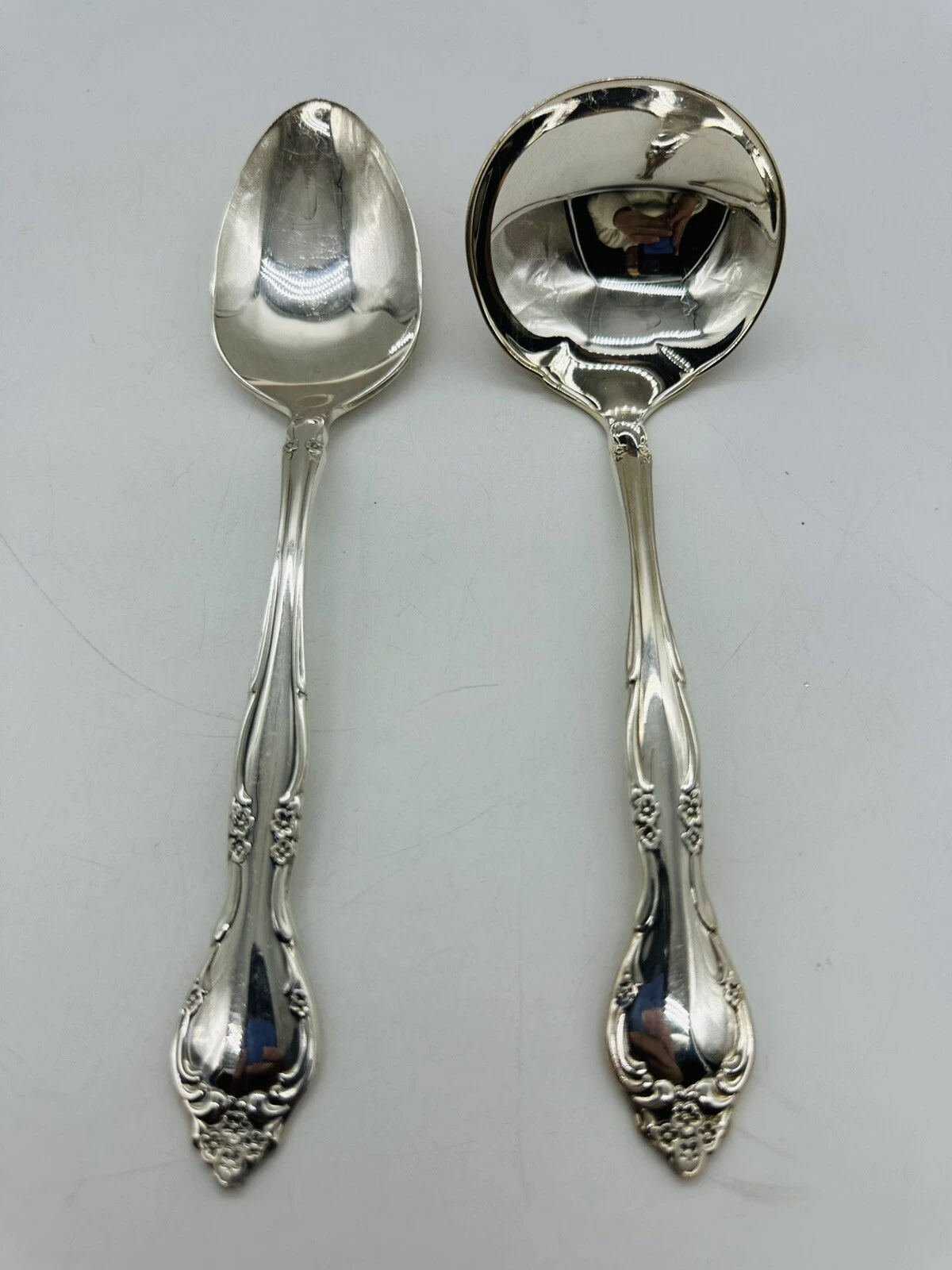 Oneida Community AFFECTION Silverplate 2 Serving Spoons Flatware 1960
Opens in a new window or tab