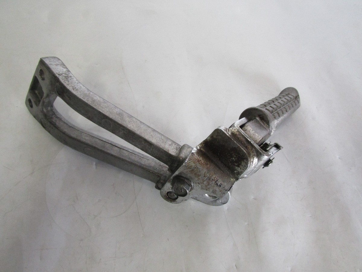 はっちゃん KAWASAKI ZX2R ZXR 250 91 RH Side Pillion Passenger Peg