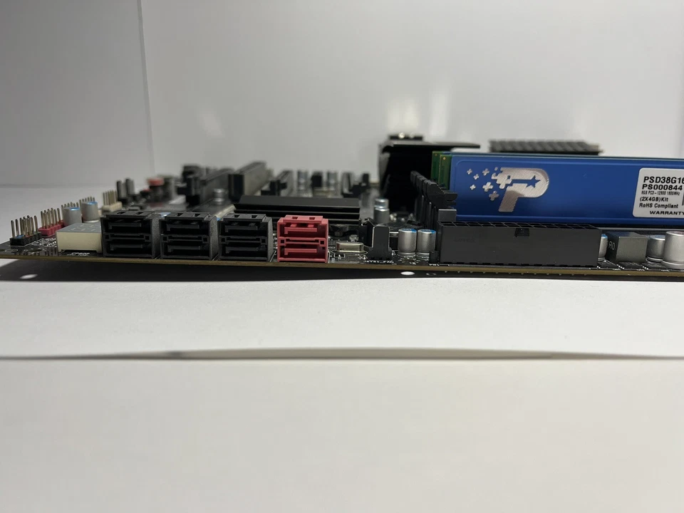 Combo de CPU Placa Madre EVGA X58 SLI3 LGA 1366 DDR3 ATX COMO ESTÁ LEER DESCRIPCIÓN Foto 4 de 4