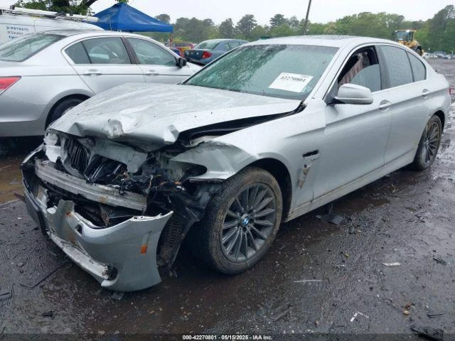 Caixa de luvas usada serve: 2011 BMW 535I grau A - Imagem 3 de 4