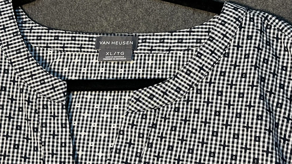 CAMISA MUJER MANGA LARGA ESTAMPADO GEOMÉTRICO BLANCO Y NEGRO VAN HEUSEN TALLA XL Foto 2 de 4