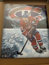 XMAS special**UDA Nick Suzuki  20x24 Auto  Portrait  Canadiens (2021 snapshots)