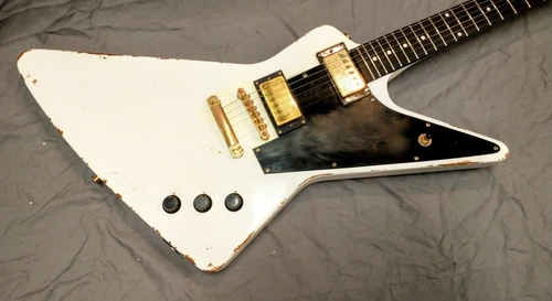 "RELIC" EXPLORER Style Guitar WHITE w/Gibson Epiphone Pickups WORN Vintage*LOOK!