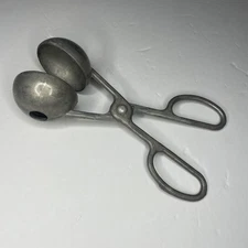 Vintage Aluminum Meatball/Melon Baller Multipurpose Scoop. Scissor Style Baller.