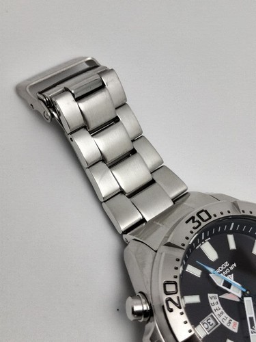 Citizen Promaster H112-T016651 PMD56-3081 Eco Drive Jour Date Solaire Hommes - Photo 10 sur 10