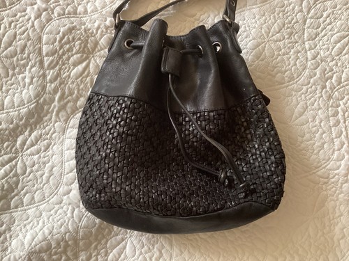 COLORADO black Woven Leather Bucket Bag Drawstring Top - Picture 9 of 12