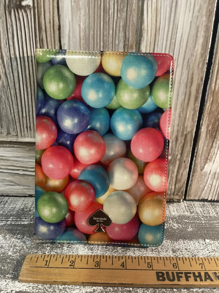 Funda Kate Spade iPad 8 X 5.5 Bubble Gum Vintage Foto 3 de 4