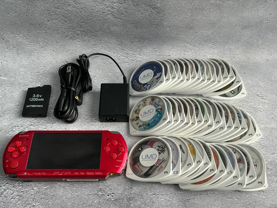Sony PSP-3000 Console / battery+charger+memory stick random 3 games from US - Image 4 of 4
