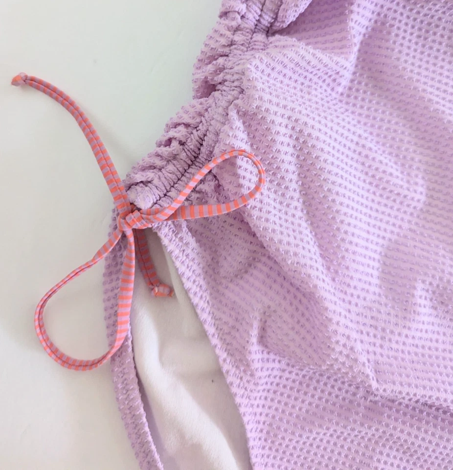 Traje de baño Moschino Mare Vintage Seersucker de una pieza con volantes púrpura rosa grande L Foto 4 de 4