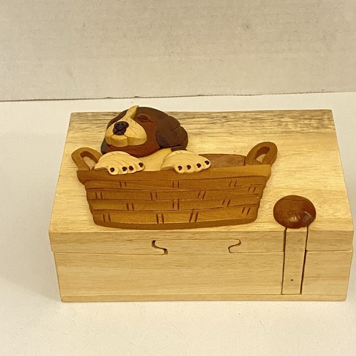 Carver Dan's Dog In Basket w/Baseball Wood Puzzle Trinket Box Handcrafted - Picture 2 of 8