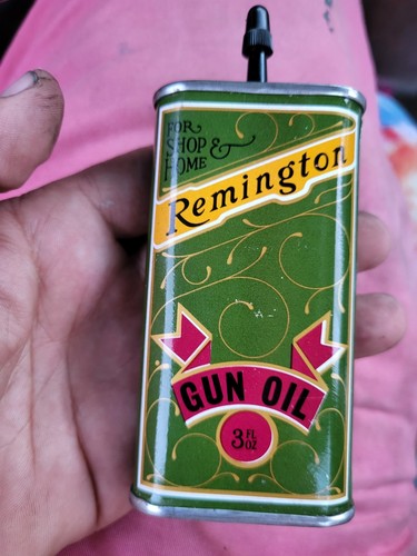 Vintage Remington Gun Oil Handy Oiler metal tin Oil Can rifle Hunting