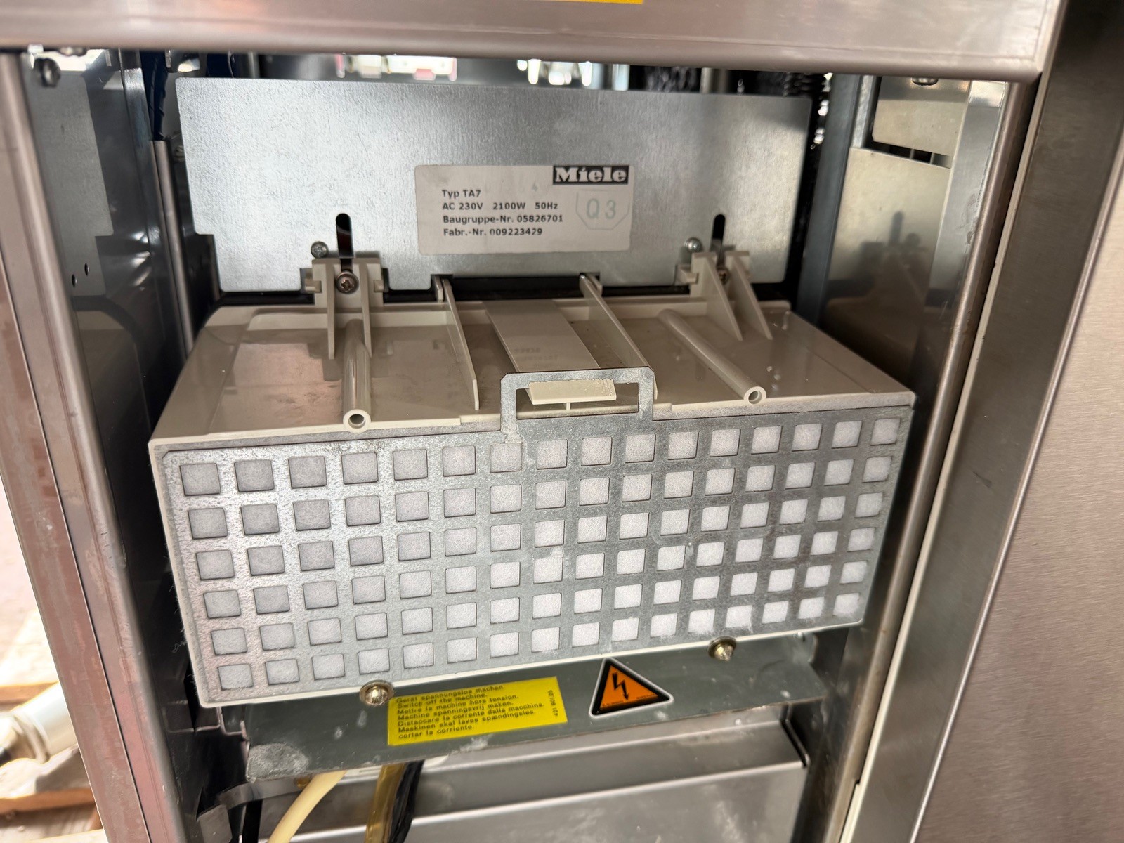 Miele G 7883 CD Laborspülmaschine Desinfektionsautomat 90cm Heißluft Labor RDA – Bild 6