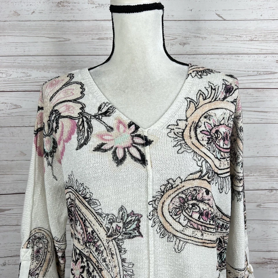 Suéter Chico’s Cuello en V Talla 1 Mediano Blanco Floral Cachemira Mangas 3/4 Pestañas Foto 3 de 4