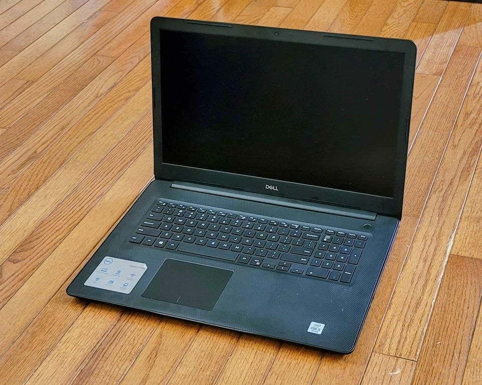 Dell Inspiron 17 3793 17.3 Dell Inspiron 17 3793 17.3