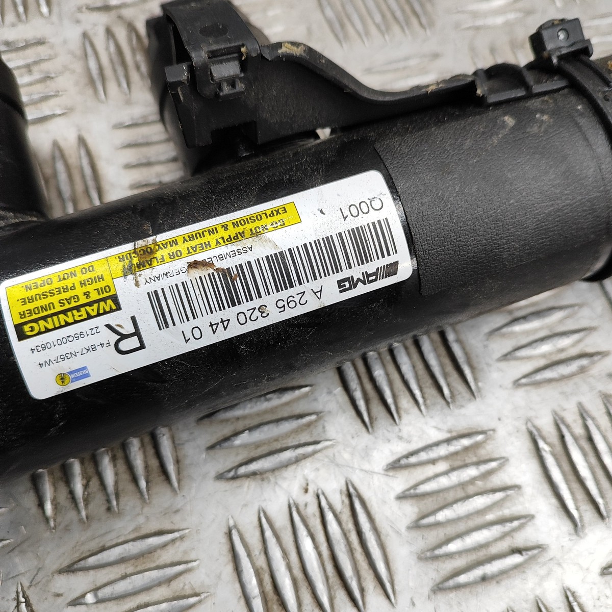 MERCEDES-BENZ EQE V295 AMG Rear Right Shock Absorber