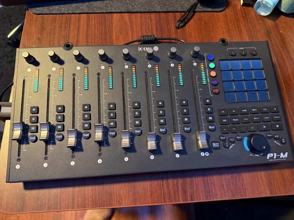 Superficie de control Icon Pro Audio P1-M DAW Foto 2 de 3