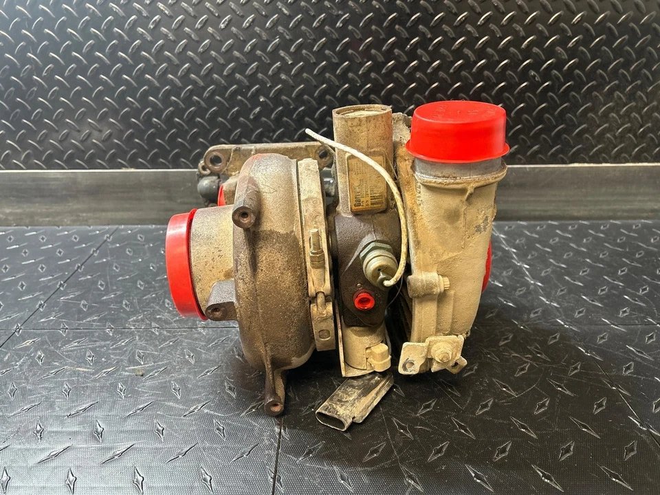 2004 - 2005 Chevy Silverado 3500 Turbo for 6.6L Turbo Diesel Engine 178K Foto 2 de 4