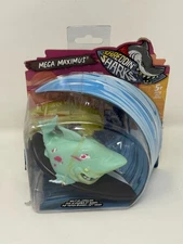 Shreddin’ Sharks Mega Maximus With Surfboard Rev It Up And Catch Air MGA 2019