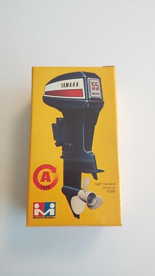 Vintage YAMAHA 55A Outboard Motor MITSUWA Model 1/20 Boat MADE IN