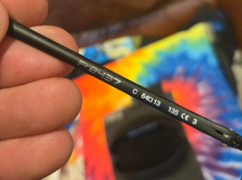 Gafas de sol para hombre Porsche Design P8437 marcos negros con lentes verdes/grises Foto 4 de 4