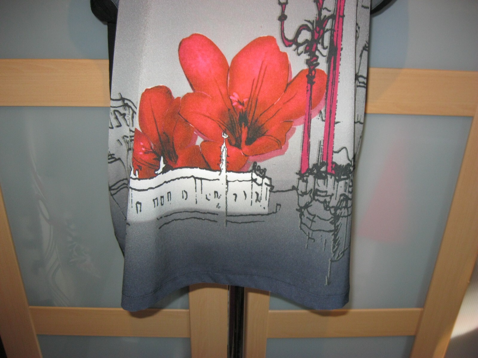 Bild 2 von 6