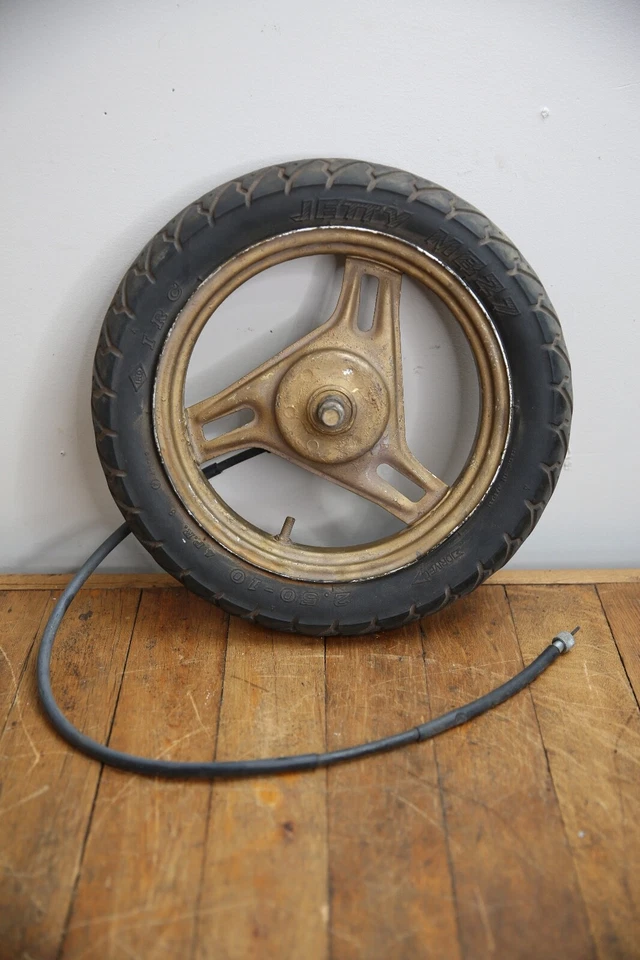 Yamaha Riva Razz 1986 rueda delantera neumático scooter tambor freno piezas vintage Foto 2 de 4