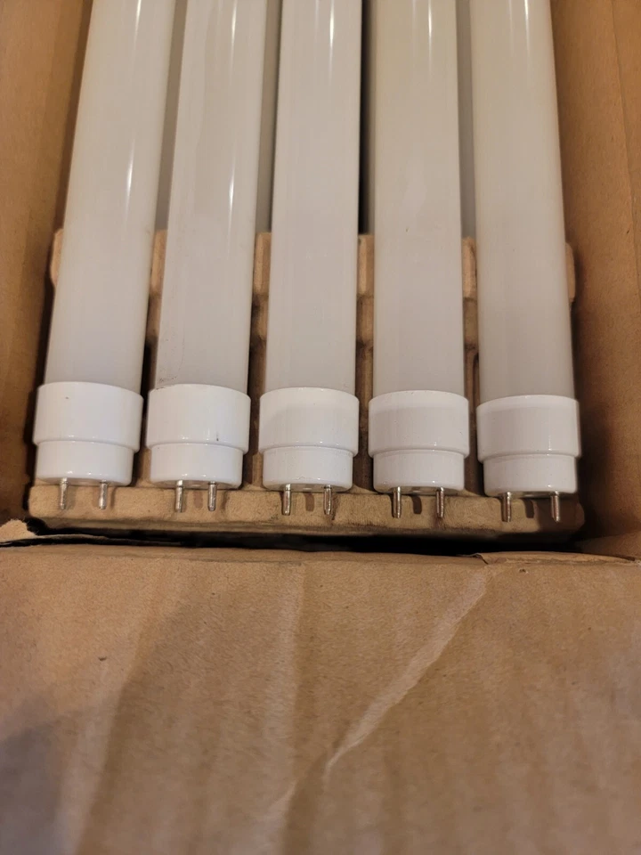 (20) GE LEDT8/LC/2/835 (36439) 24” LED BULBS NEW - Image 3 of 3