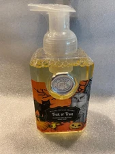 Michel Design Works Shea Butter Foaming Hand Soap Trick or Treat Fall Pumpkin