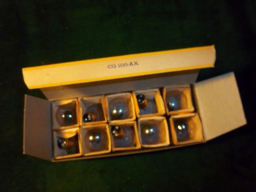Vintage Box of 10 GE Auto Headlamp Bulbs No. 1000 6-8 Volt 32 + 32 C.P ~Aisle W - Picture 5 of 8