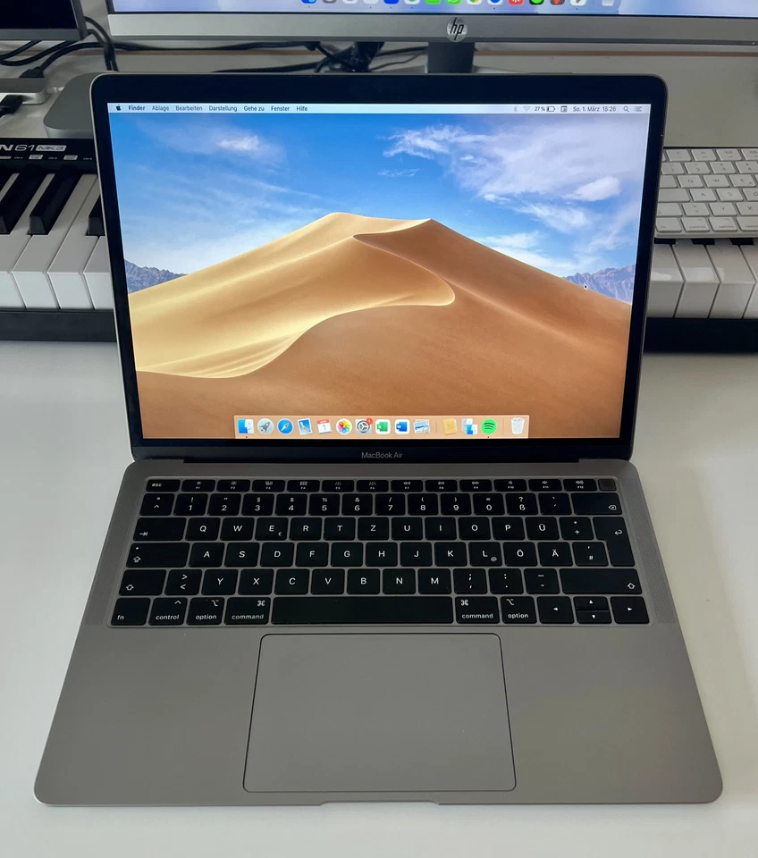 Apple MacBook Air 13" · i5 5th gen 1.6 GHz · 8GB · 128GB, foto 1 di 4