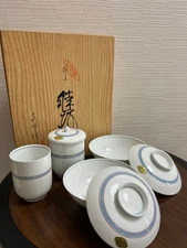 Unused Arita-yaki Couple's Rice Bowls and Teacups