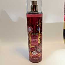 Bath  Body Works Strawberry Snowflakes Fine Fragrance Mist 8 Fl Oz