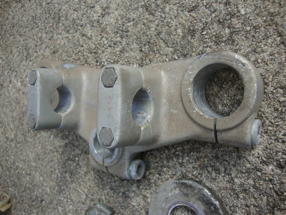 1977 Harley Davidson SX250 oem TRIPLE TREE TOP w hardware Aermacchi ss 250 175 - Image 3 of 4