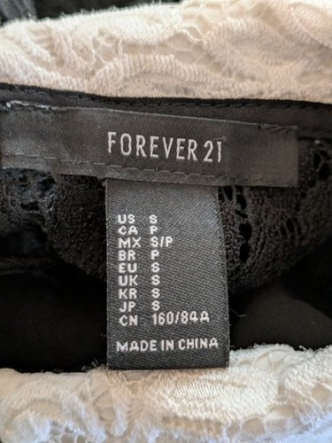 Top de encaje negro cuello Peter Pan talla pequeña Wednesday Whimsigoth Dark Academia - Imagen 6 de 9