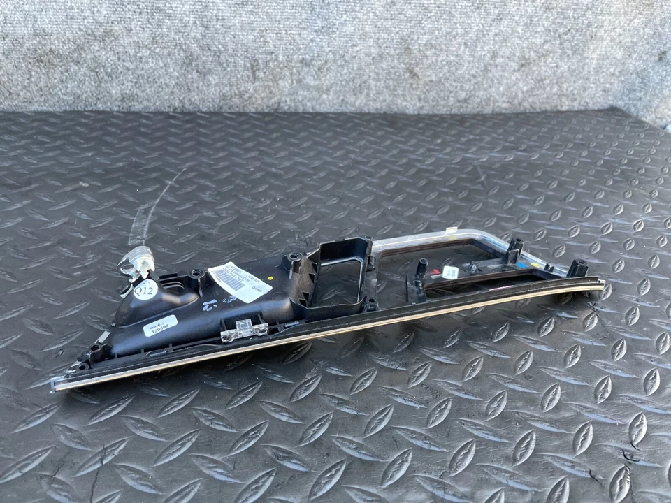 Manija de puerta de madera interior delantera izquierda fabricante original mercedes w216 cl63 cl550 cl600 Foto 4 de 4