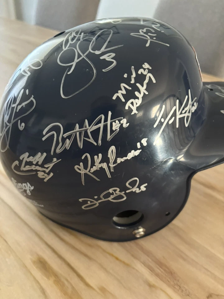 Casco de juguete 2004 firmado por el equipo de Estados Unidos Tulowitzki Ryan Zimmerman Alex Gordon++ Más certificado de autenticidad Foto 3 de 4