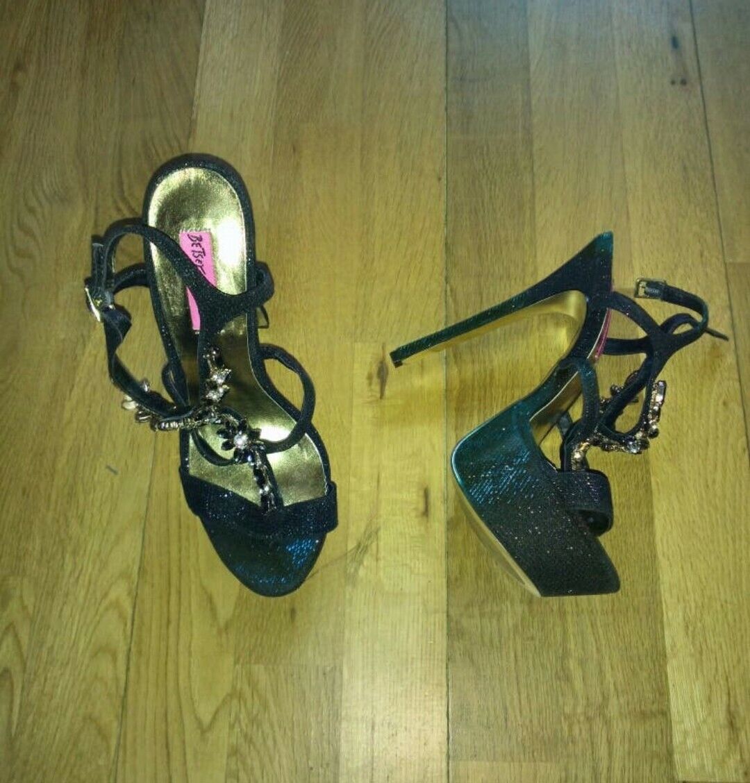 Zapatos de gala Betsey Johnson talla 40EU / 8USA