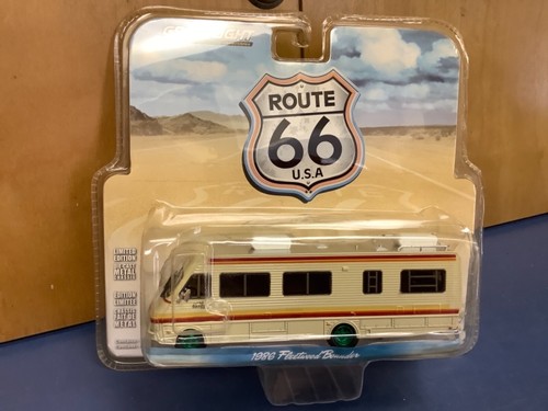 chase 1986 Fleetwood bounder 1/64 Motorhome Route 66 green machine - Picture 2 of 3