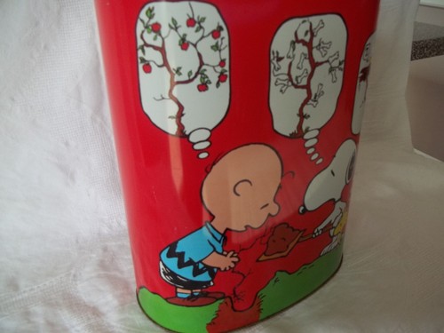 Canasta de basura roja vintage 1965 Peanuts Snoopy Charlie Brown Cheinco EE. UU. - Imagen 5 de 14