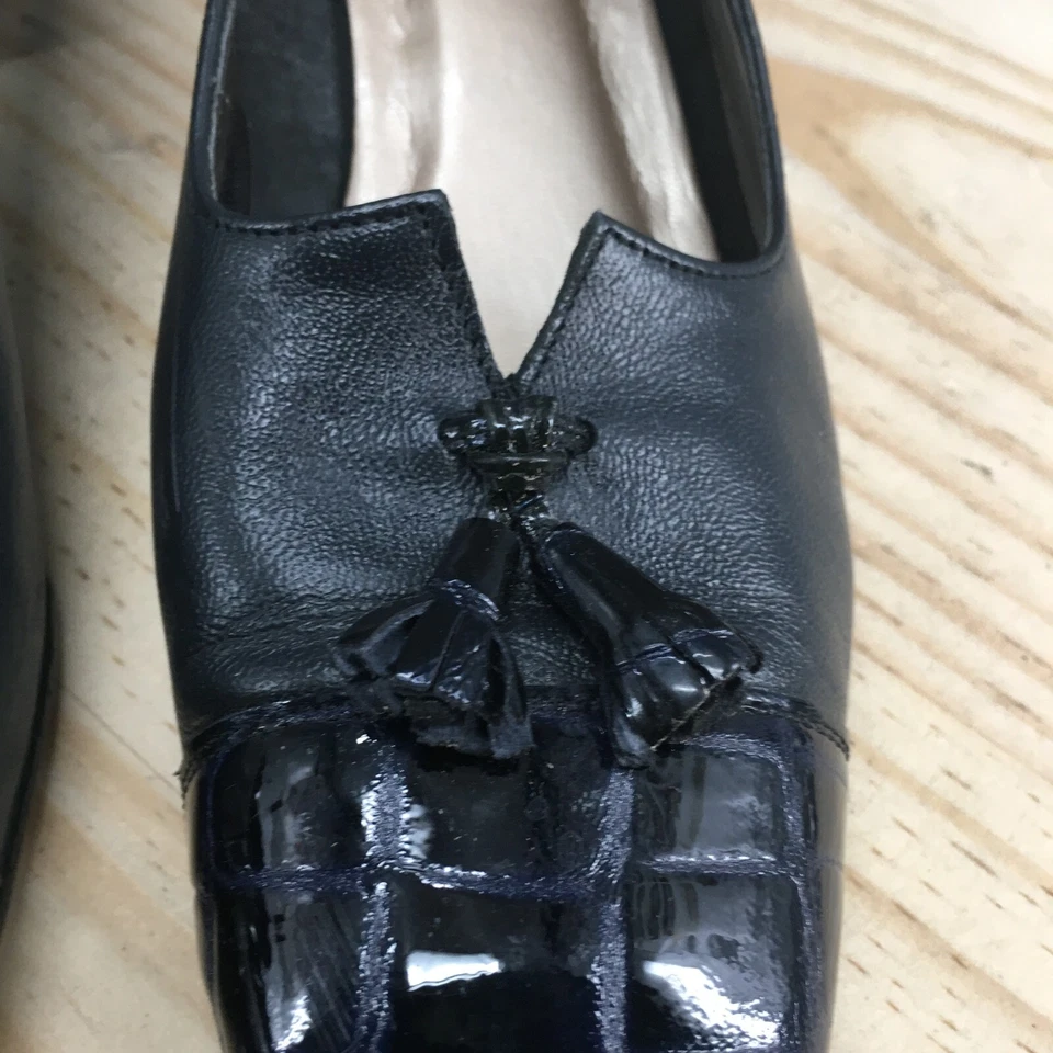 Magdesian Heels Womens 8.5 N Casual Slip On Cap Toe Tassel Pumps Black Leather - Image 4 of 4