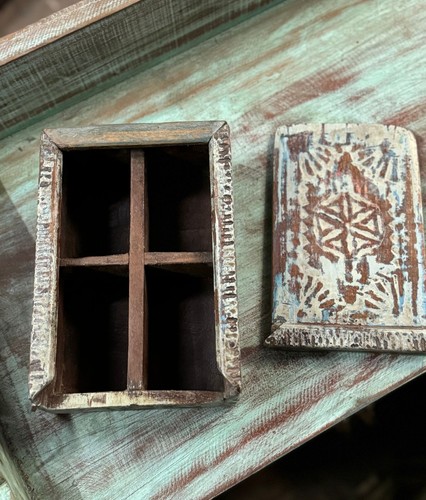 Vintage Wooden Solid Jewelry Storage Box Original Old Fine Hand Carved 16397 - Picture 2 of 10