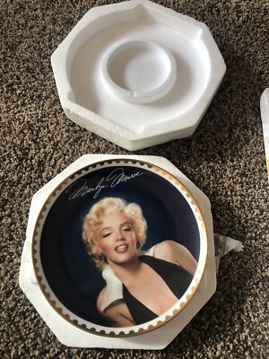 Bradford Exchange ''Graceful Beauty'' Marilyn Monroe Plate Gold Collection #2 1995