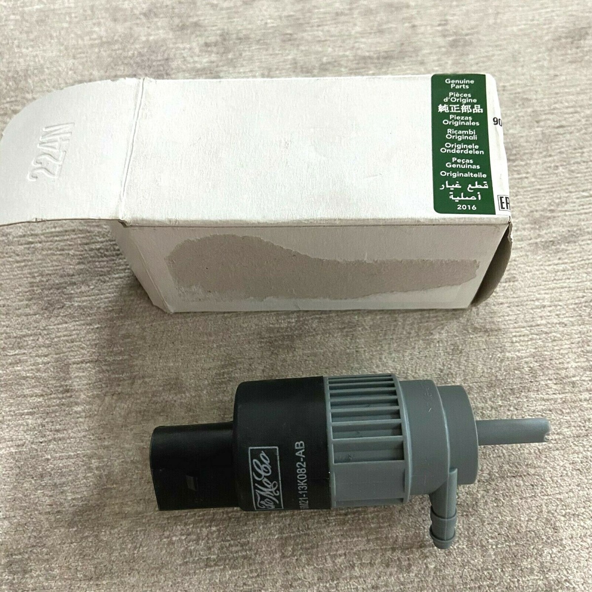 JAGUAR XJ XFR XFR-S XFR WASHER PUMP C2D10540 6M21- 13K082-AB JAGUAR XJ XFR XFR-S XFR WASHER PUMP C2D10540 6M21- 13K082-AB